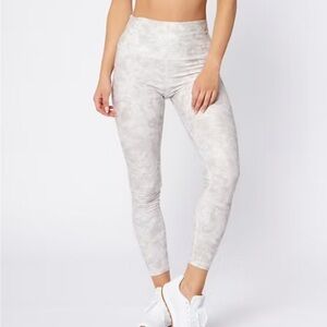 Scorpio sol small gray white floral leggings
